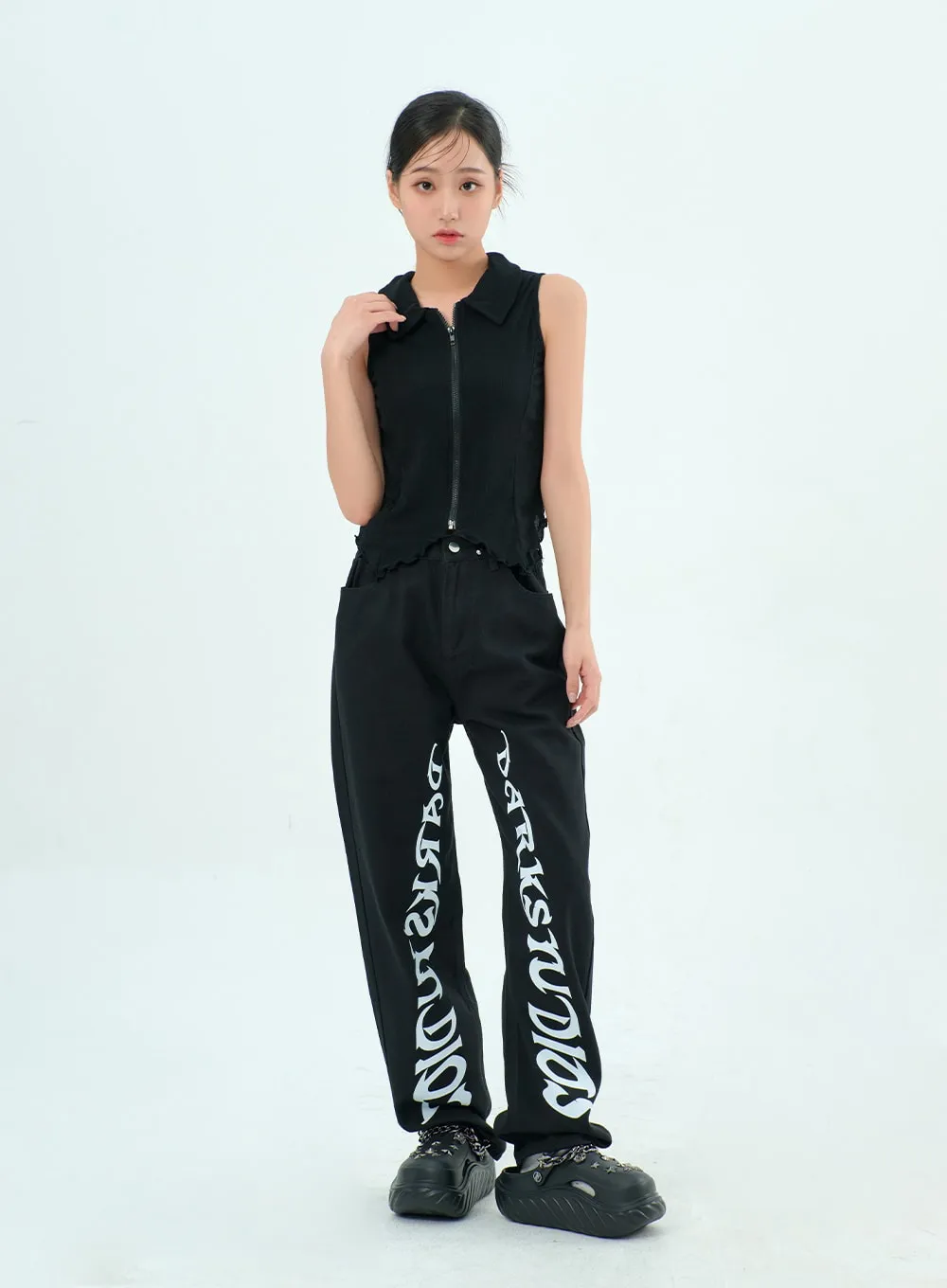 Sleeveless Zip-Up Top BY308