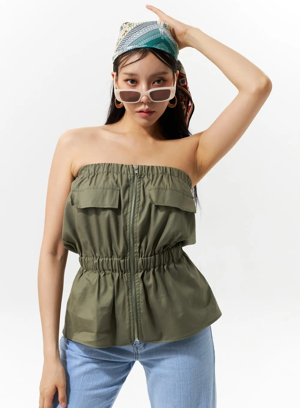 Zip-Up Sleeveless Top IU322